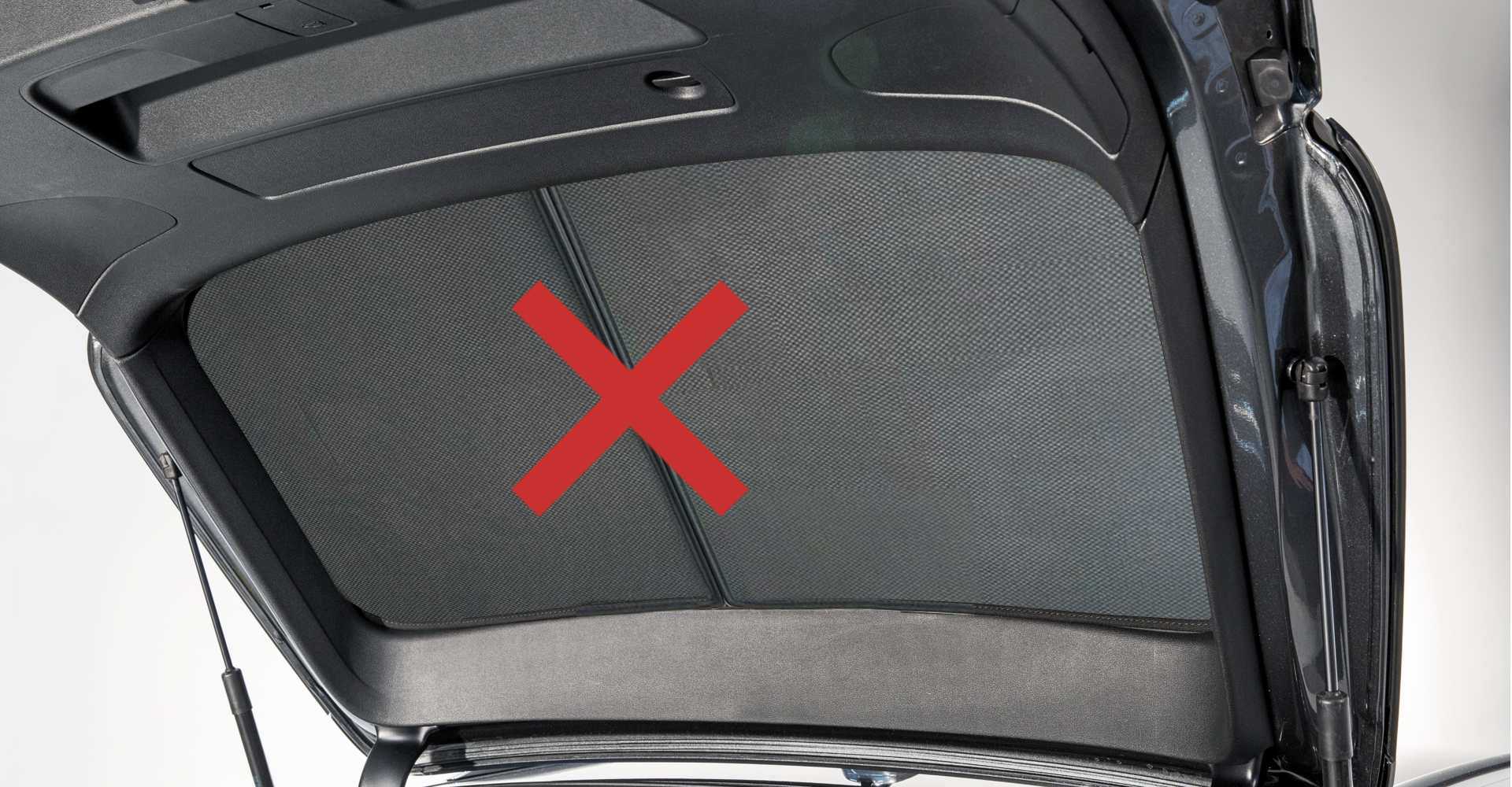 Heckscheibe mit zweigeteilter Blende vom Wettbewerb